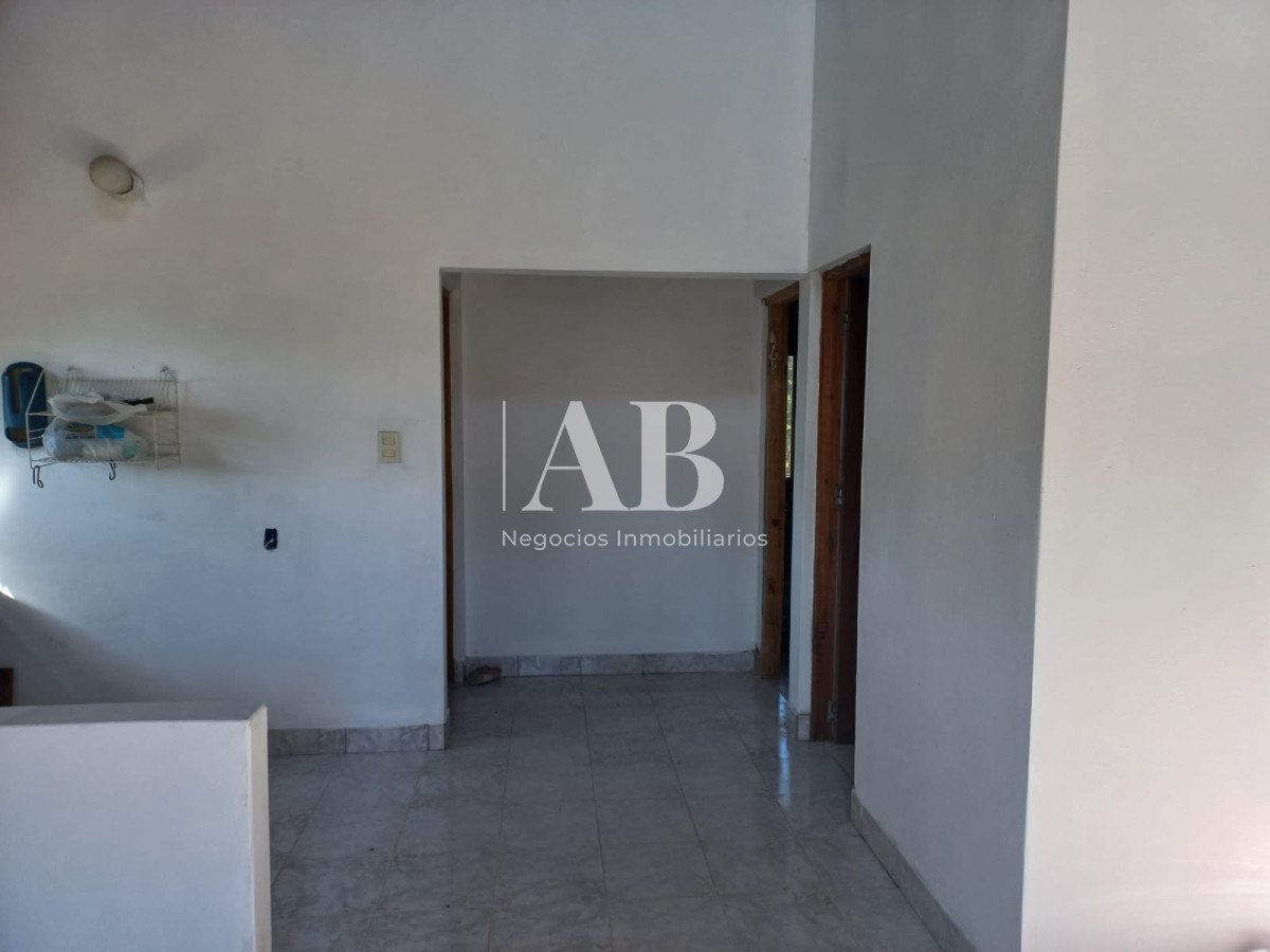 Casa ID.216 - Casa en La Esmeralda sobre Av. 54.