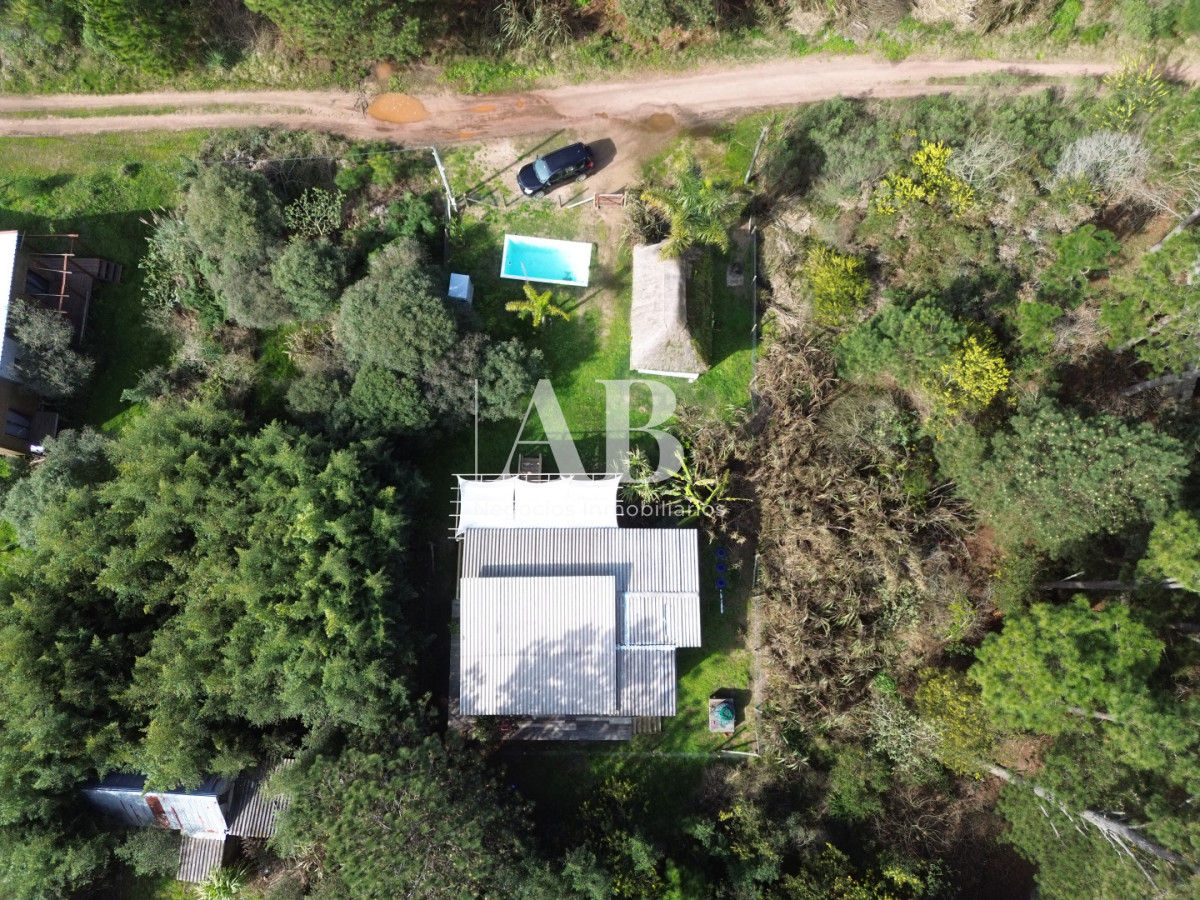 Casa ID.325 - En Venta casa con Piscina!! Potencial de Renta Punta del Diablo!!