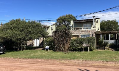 Dos Hermosas casas en Pleno Barrio Rivero.