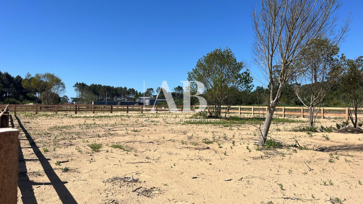 Terreno ID.265 - Terreno 3 en Distrito - Entrega U$D3.500 Punta del Diablo