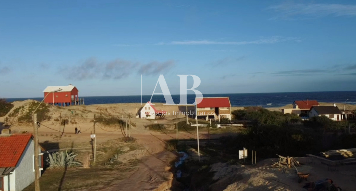 Terreno ID.302 - Terreno a una cuadra de la playa, Punta del Diablo
