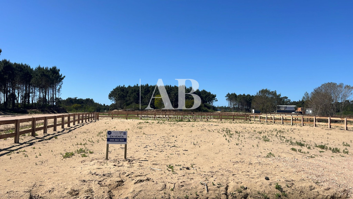 Terreno ID.261 - Terreno 1 en Distrito - Entrega U$D3.500 Punta del Diablo