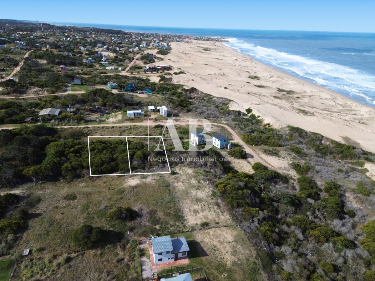 Terreno ID.344 - Solares con Magnifica vista al Mar-Playa La Viuda!!