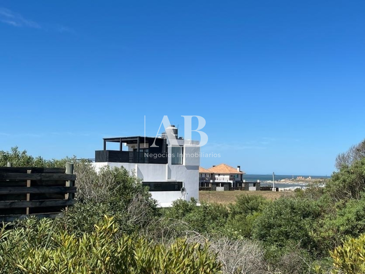 Terreno ID.28 - Terreno en 3ra Línea En Playa La Viuda - Mza 176 