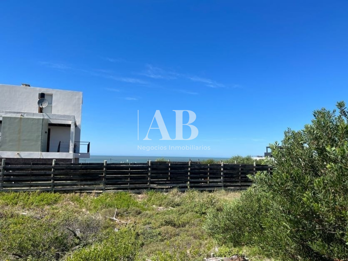 Terreno ID.28 - Terreno en 3ra Línea En Playa La Viuda - Mza 176 