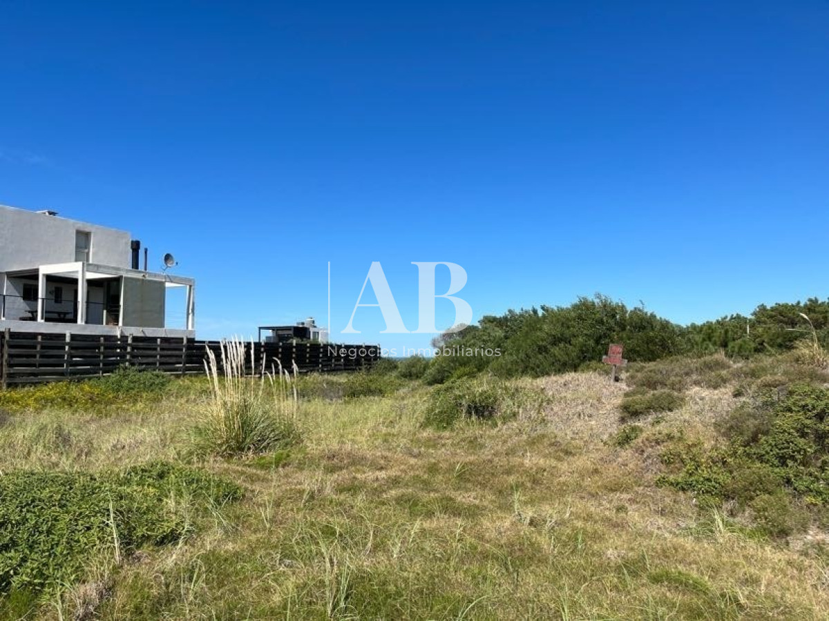 Terreno ID.28 - Terreno en 3ra Línea En Playa La Viuda - Mza 176 