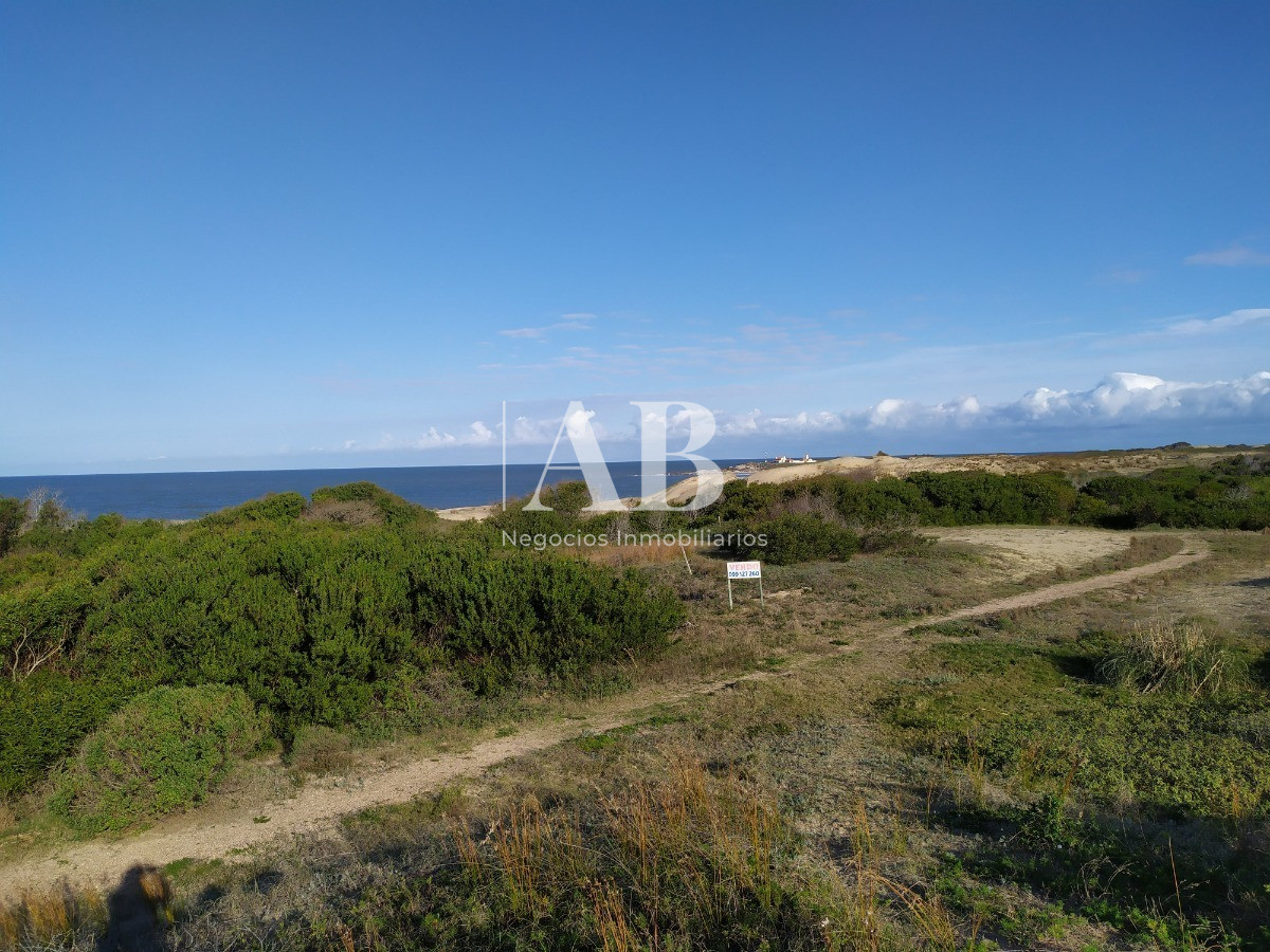 Terreno ID.2 - Lote de 1500m2 - 1ra línea Playa La Viuda - Punta del Diablo