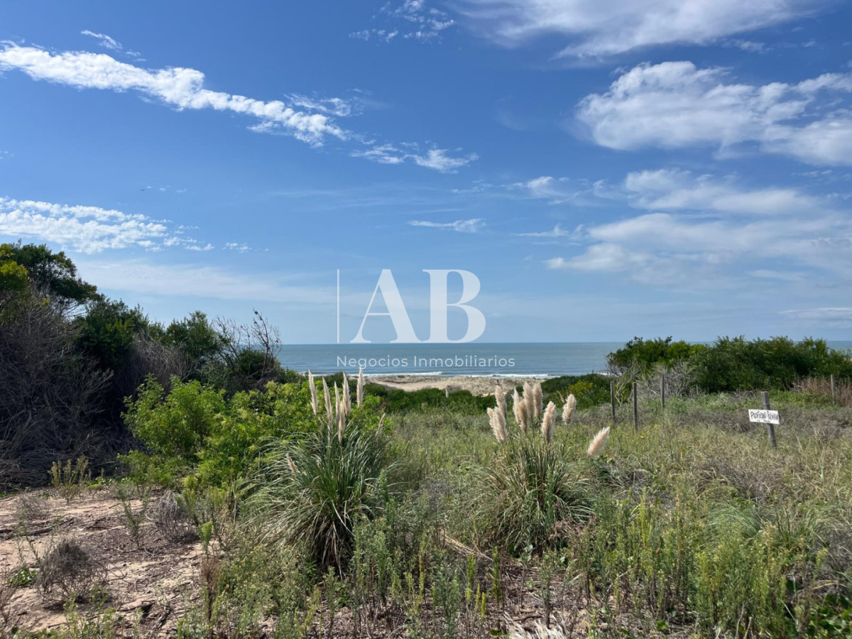 Terreno ID.344 - Solares con Magnifica vista al Mar-Playa La Viuda!!