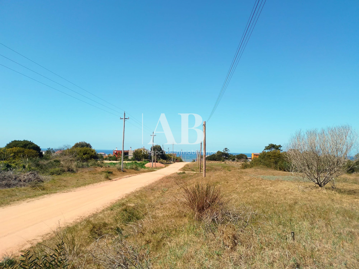 Terreno ID.161 - Terreno esquinero y elevado Mza. 186 S. 7