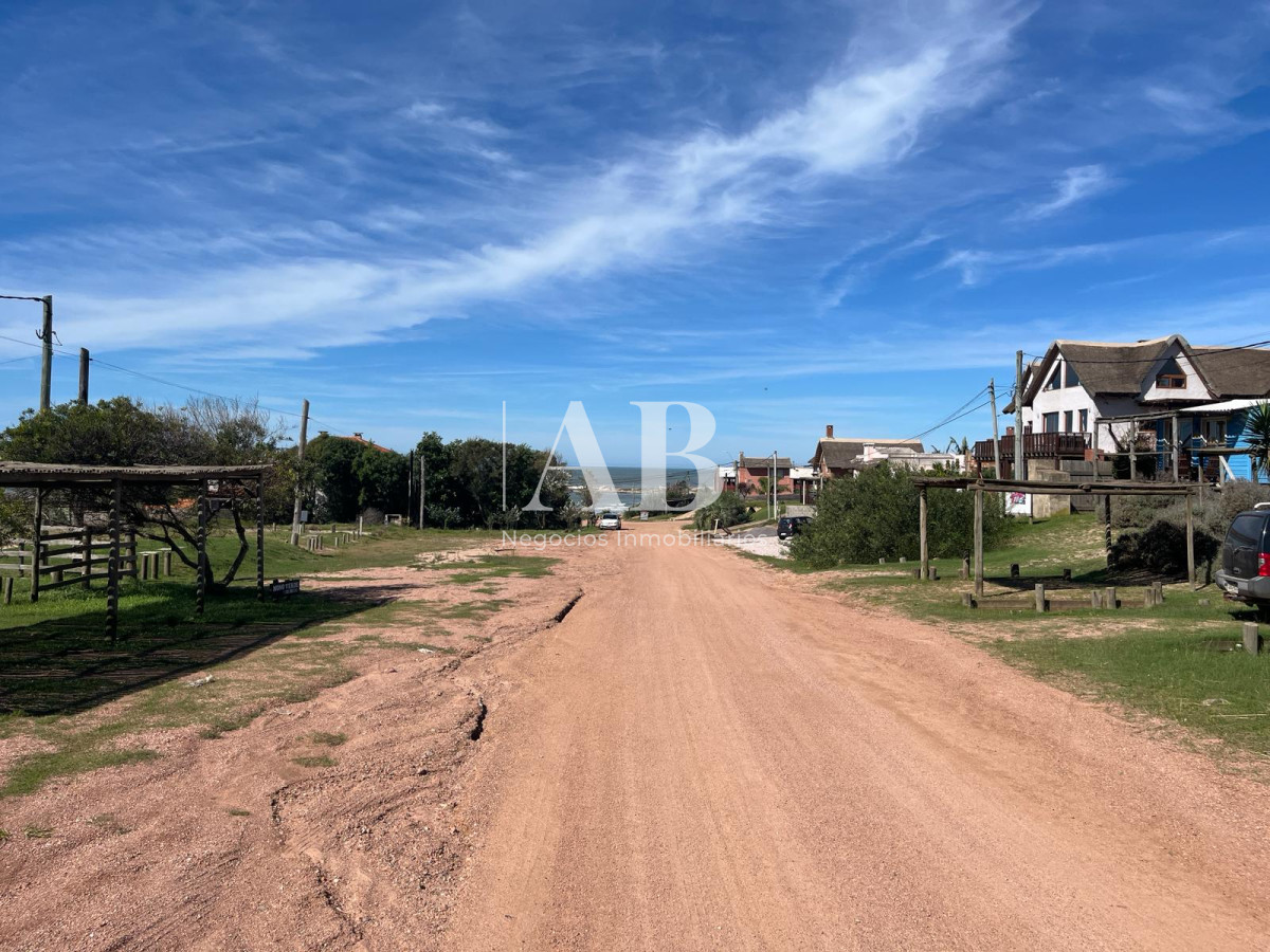 Terreno ID.102 - Terreno 500m en El Rivero a 2 cuadras de la playa - Mza 22