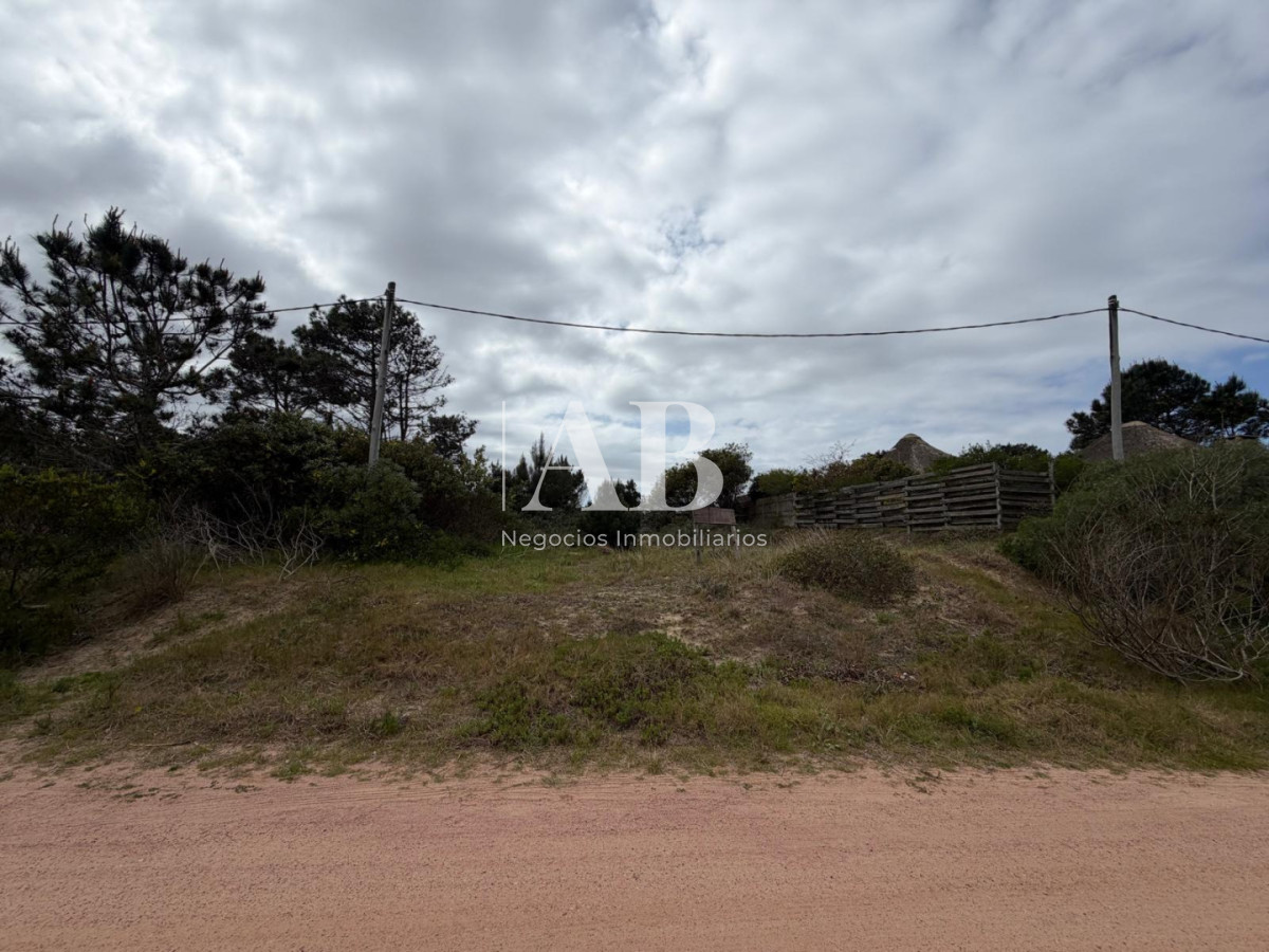 Terreno ID.363 - En venta solar en  punta del diablo a 1000m del mar