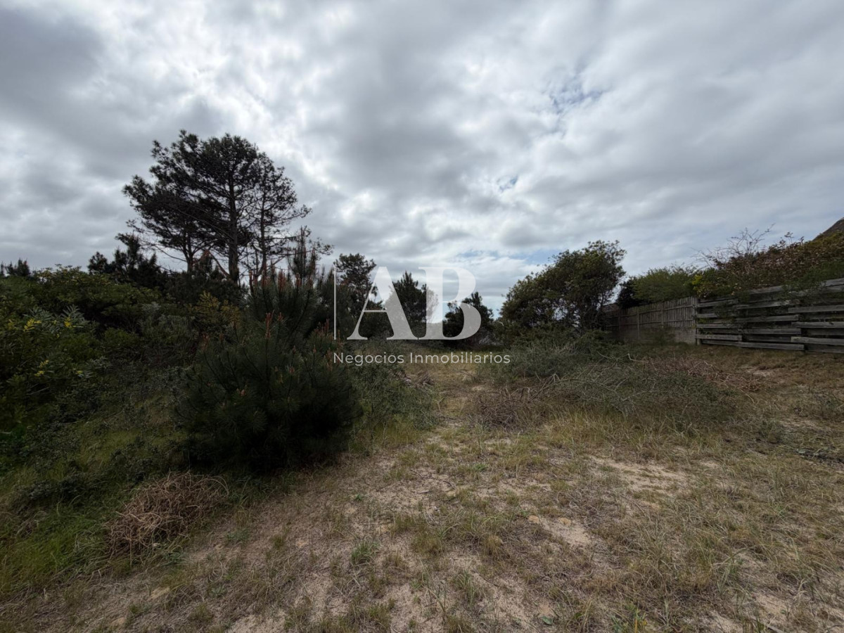 Terreno ID.363 - En venta solar en  punta del diablo a 1000m del mar