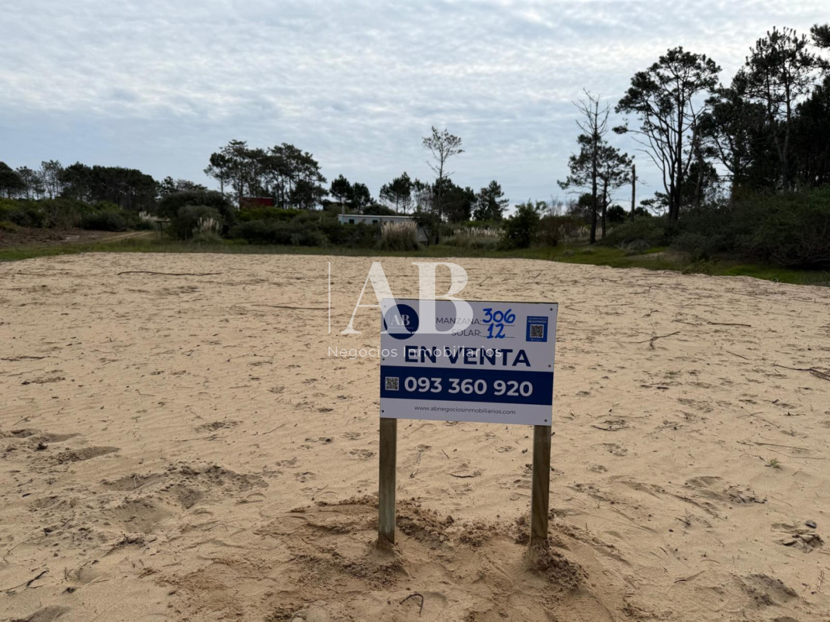 Terreno ID.321 - En venta Solar Esquinero Punta del Diablo- La Viuda
