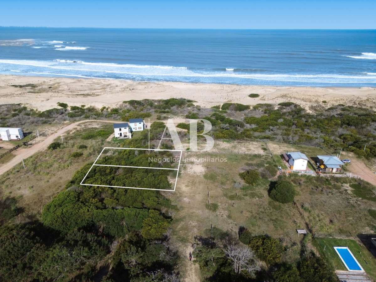 Terreno ID.344 - Solares con Magnifica vista al Mar-Playa La Viuda!!