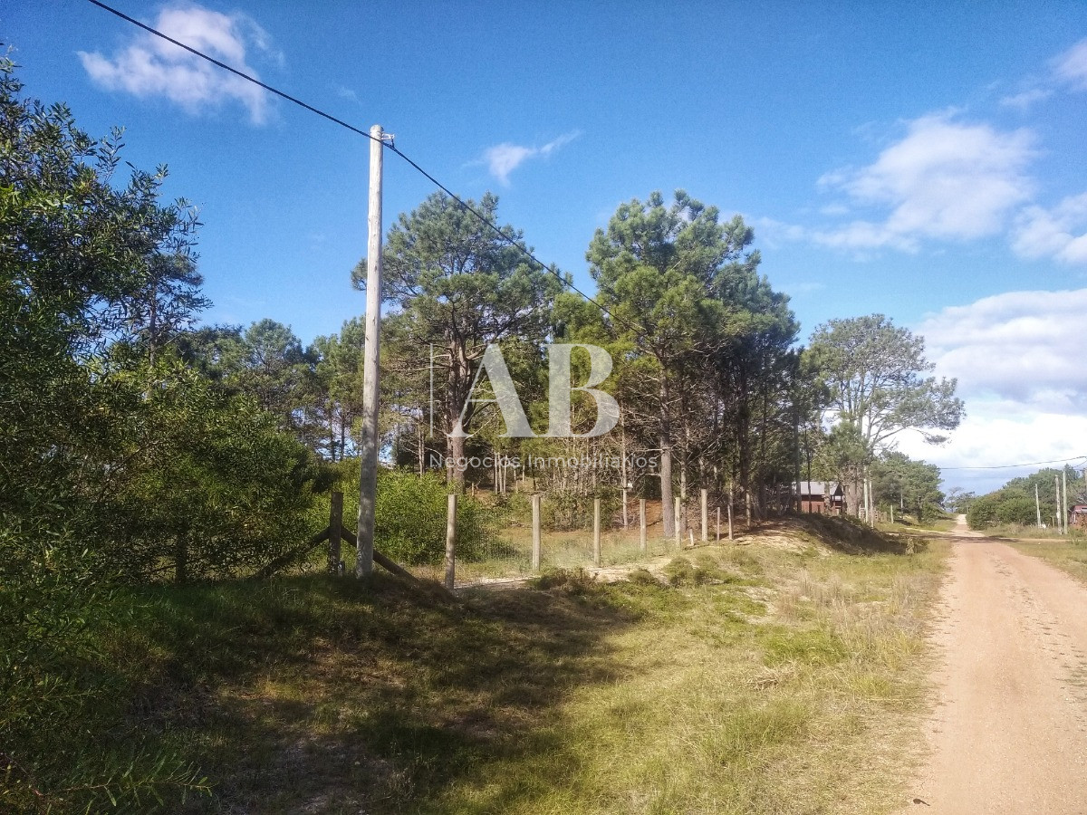 Terreno ID.62 - Solar - En Venta -  La Viuda, Punta Del Diablo - Mza 213 - S 17