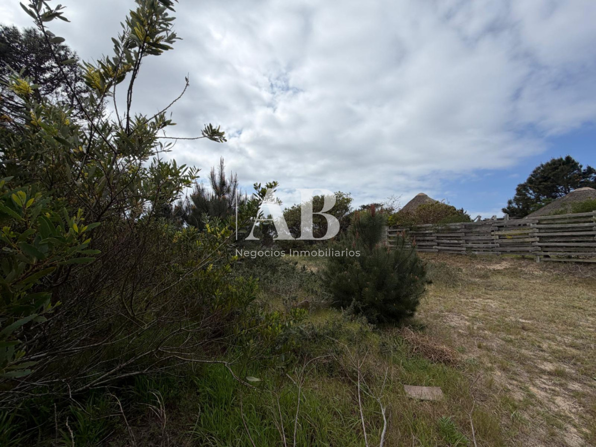 Terreno ID.363 - En venta solar en  punta del diablo a 1000m del mar
