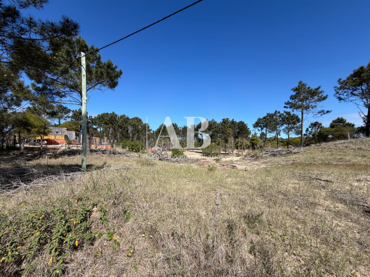 Terreno ID.359 - En venta terreno financiado a  5 cuadras del mar en Playa La Viuda