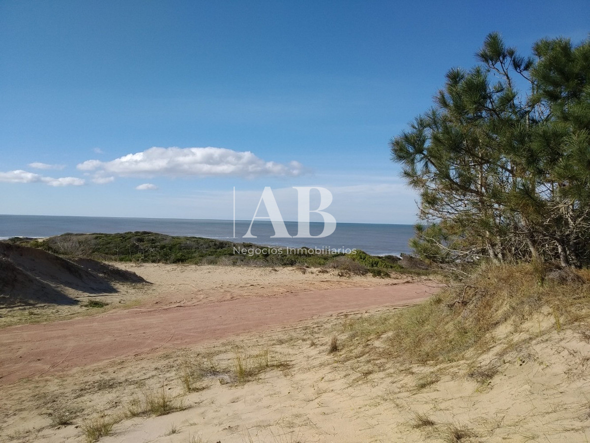 Terreno ID.71 - Terrenos Frente A Playa Grande - Punta Del Diablo - Mza 21