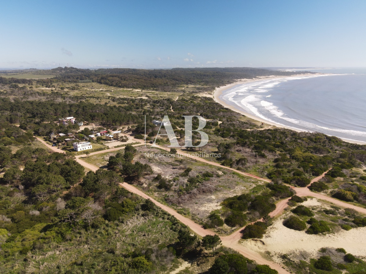 Terreno ID.67 - Terrenos en 2da linea Playa Grande - Financiados -  Punta del Diablo