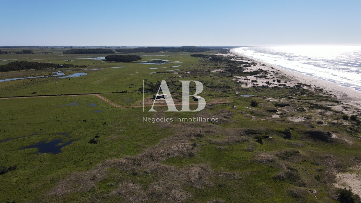 Terreno ID.86 - Barrio Privado al Mar - Lotes de 2500m2 - La Coronilla