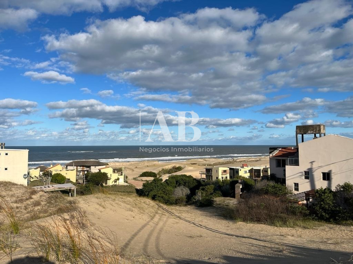 Terreno ID.8 - Terreno En La Viuda A 100m De La Playa - Mza 153