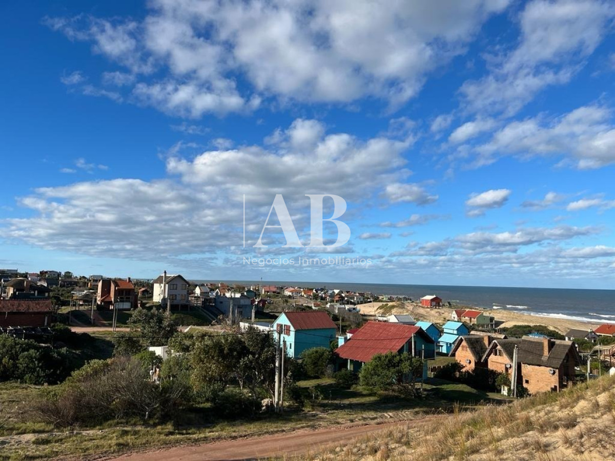 Terreno ID.8 - Terreno En La Viuda A 100m De La Playa - Mza 153