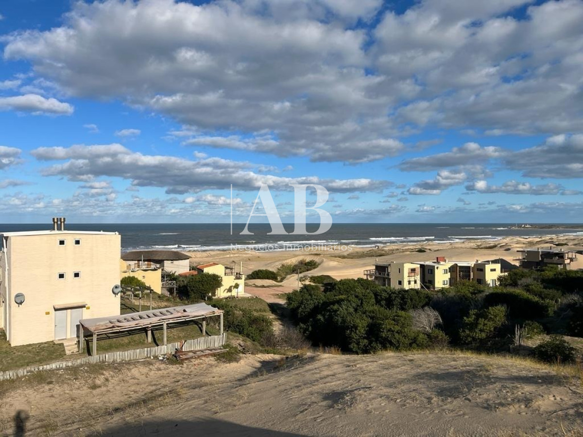 Terreno ID.8 - Terreno En La Viuda A 100m De La Playa - Mza 153