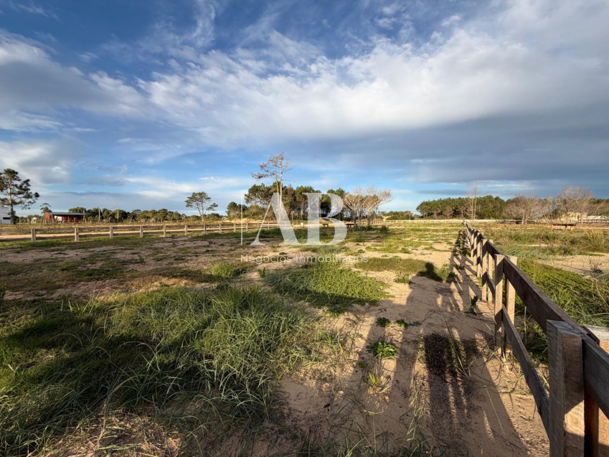 Terreno ID.310 - Venta Solar 11 Manzana 336-Distrito Plaza-Punta del Diablo