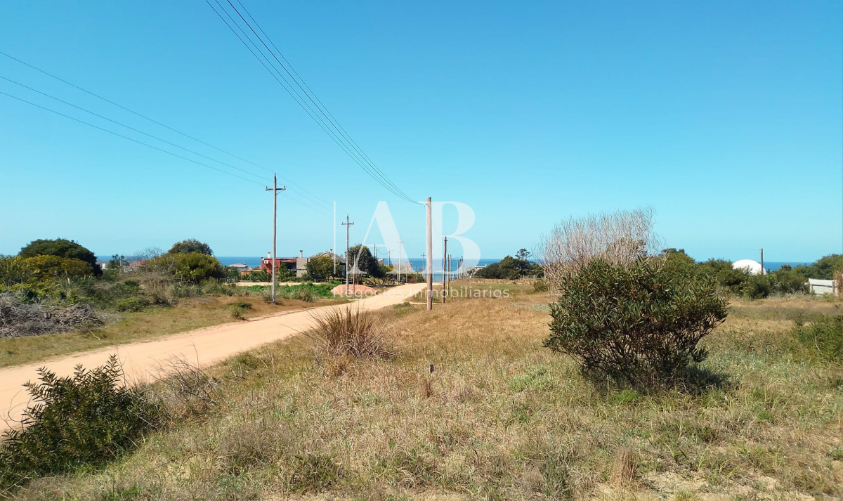 Terreno ID.161 - Terreno esquinero y elevado Mza. 186 S. 7