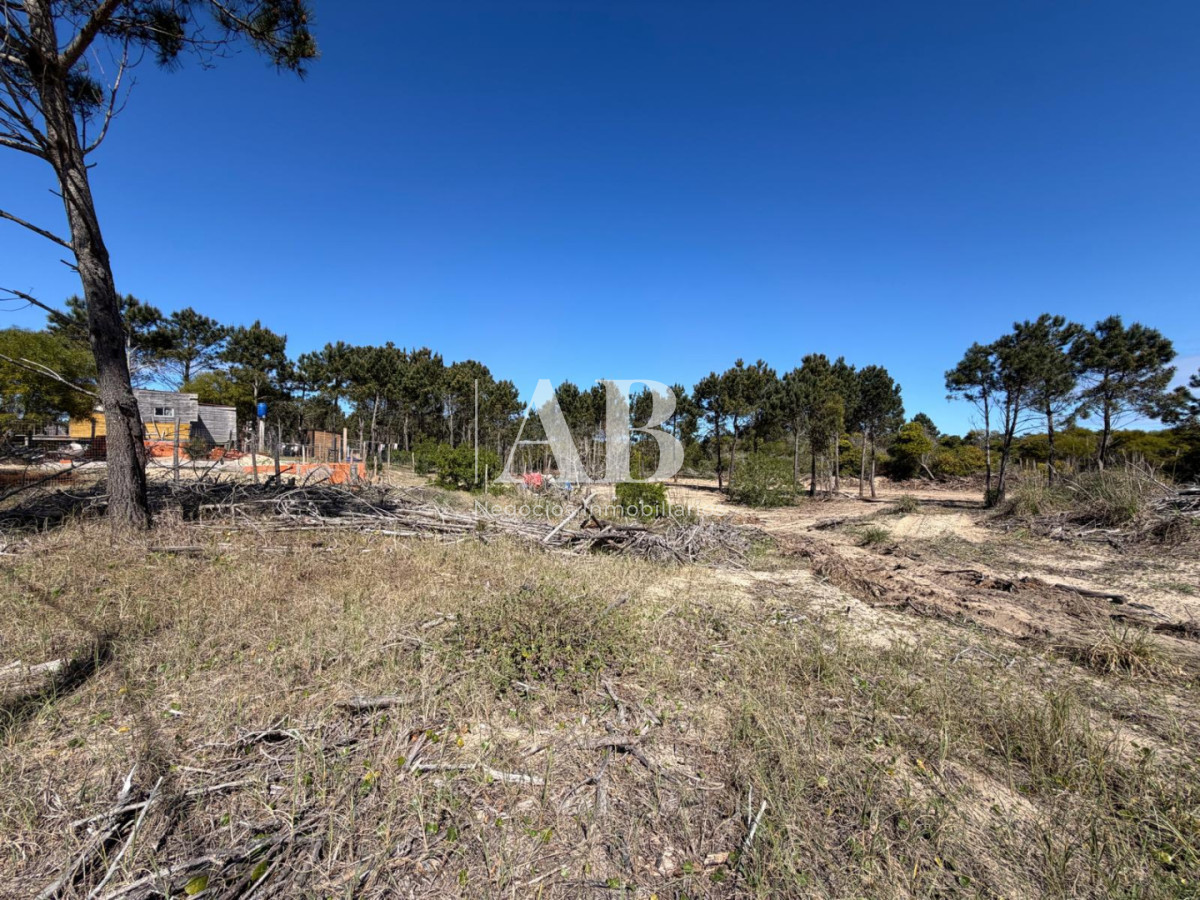 Terreno ID.359 - En venta terreno financiado a  5 cuadras del mar en Playa La Viuda