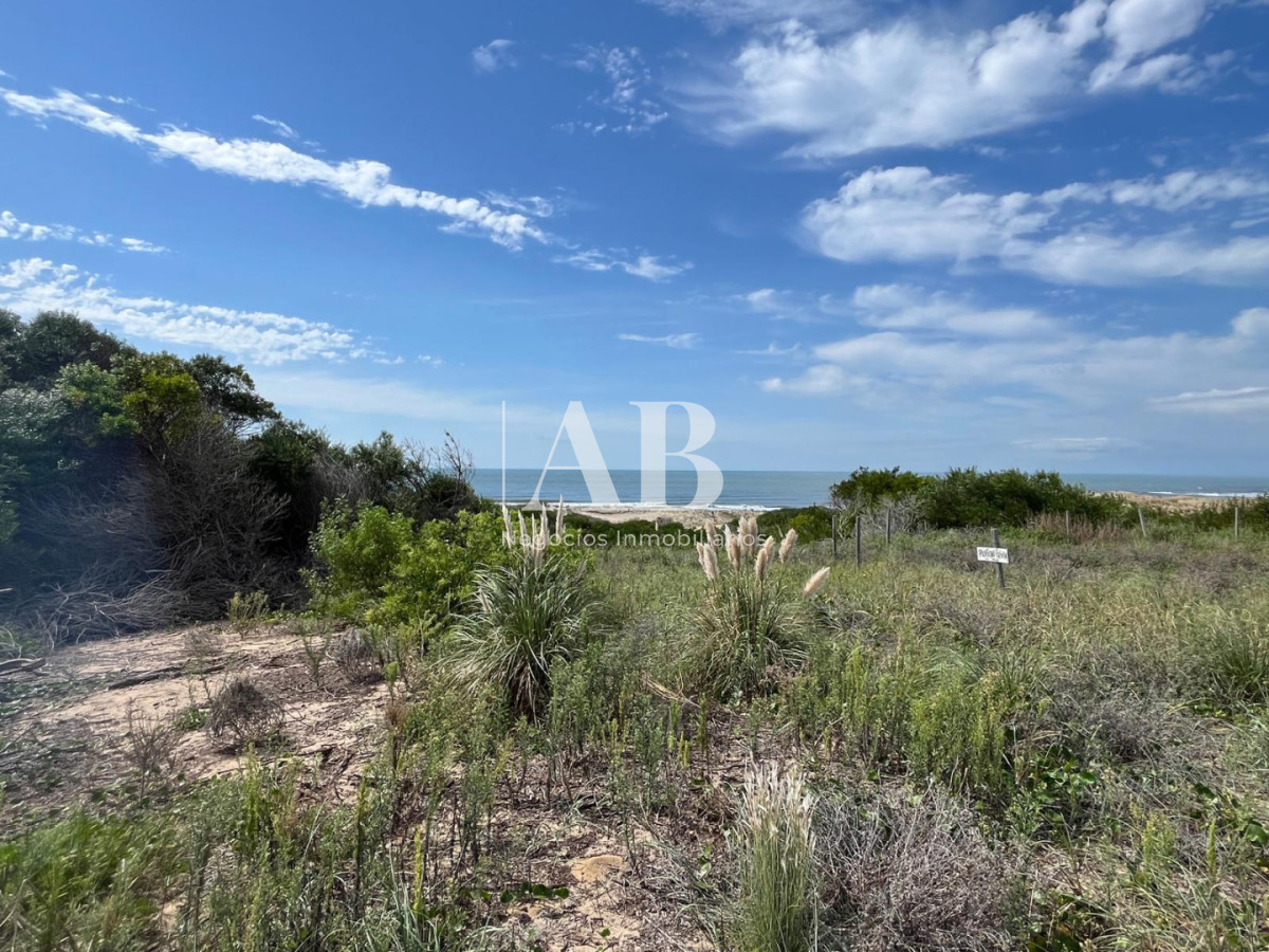 Terreno ID.344 - Solares con Magnifica vista al Mar-Playa La Viuda!!