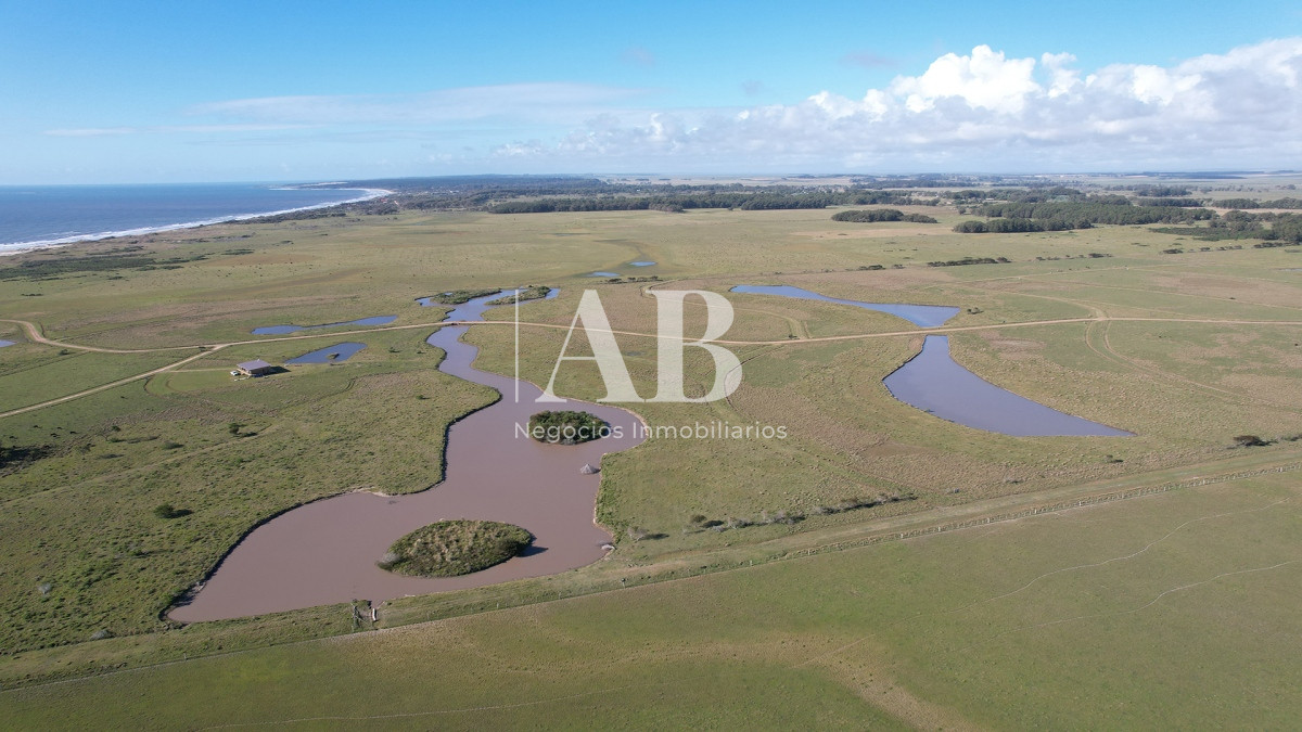 Terreno ID.86 - Barrio Privado al Mar - Lotes de 2500m2 - La Coronilla