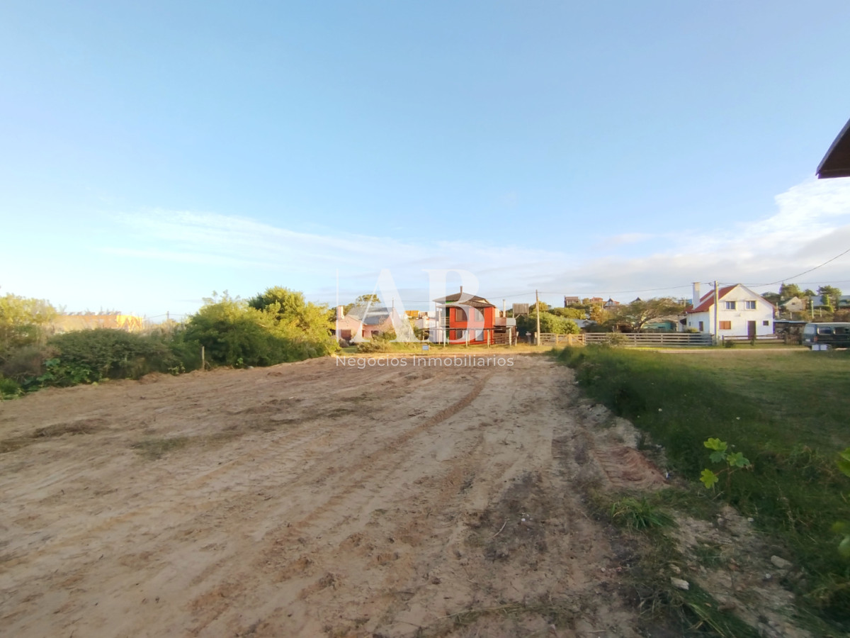 Terreno ID.333 - Terreno a pocas cuadras de la playa. Punta del Diablo.