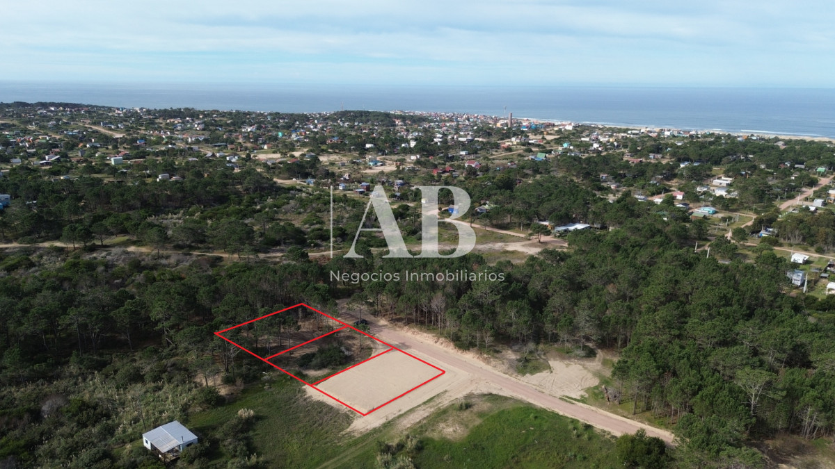 Terreno ID.320 - Solar de 590m2 a 1000m de la Playa-Punta del Diablo