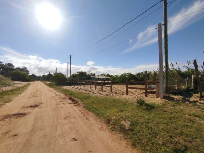 Terreno de 600 m2 Punta del Diablo 