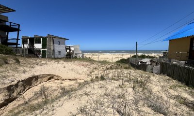 Solar de 500m2 en segunda linea de La Viuda- Punta del Diablo