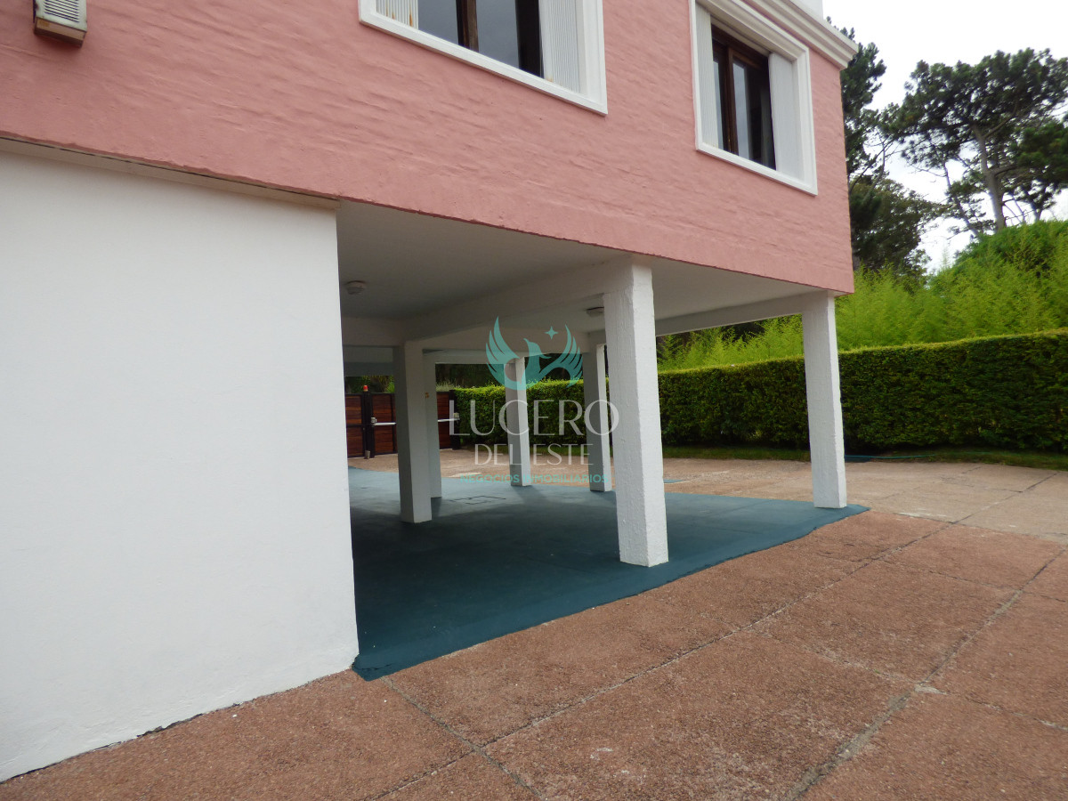 Apartamento ID.1004 - Alquilo Departamento 3 Dorm 2 baños con Piscina Climatizada 