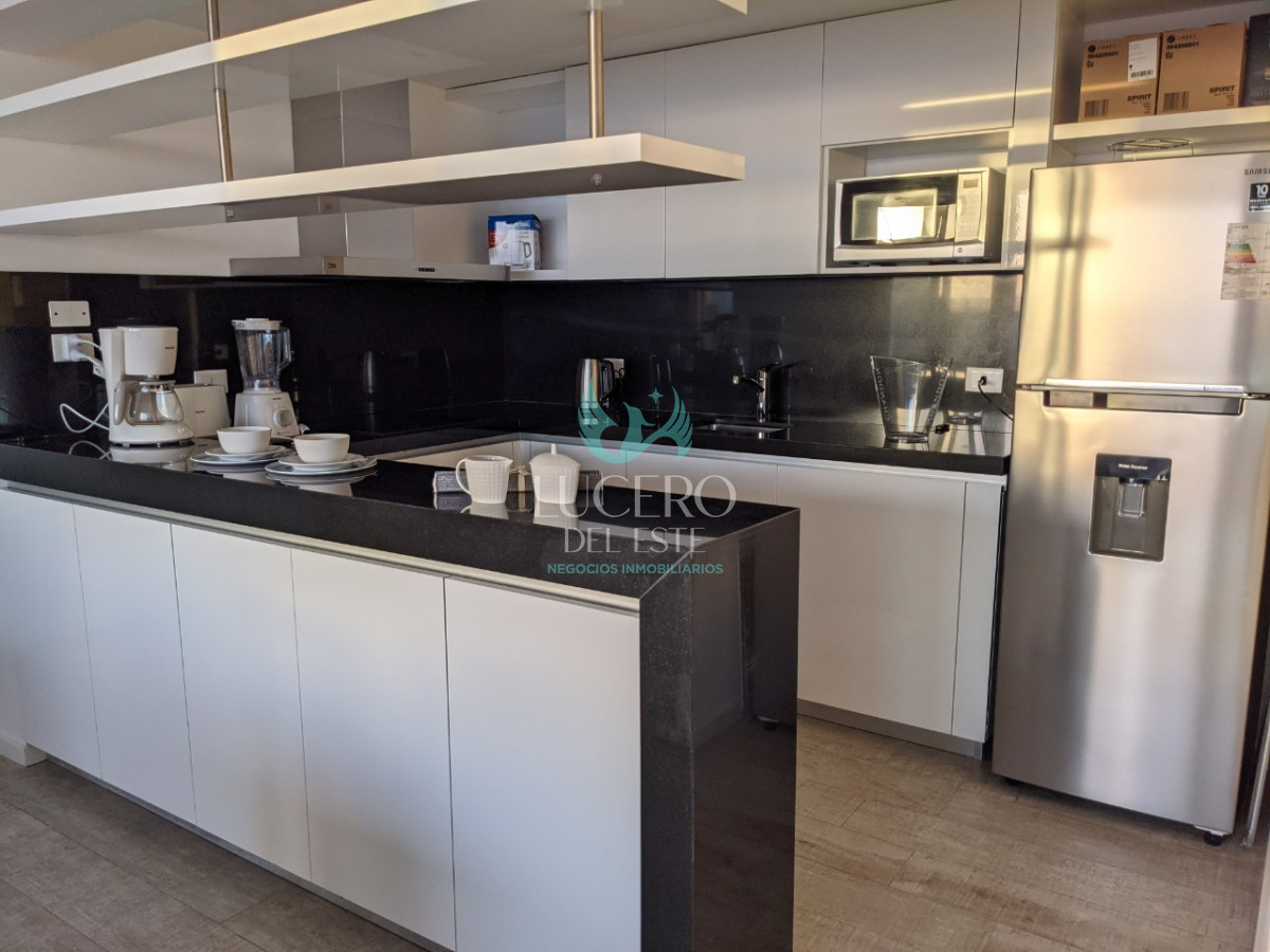 Apartamento ID.10 - Alquilo 4 Dorm en Suite en Palcos de la Posta