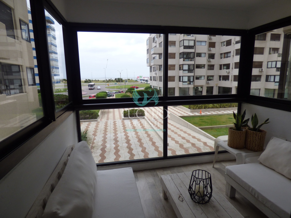 Apartamento ID.562 - Alquilo Departamento de 3 Dorm 2 baños en Parquemar Center