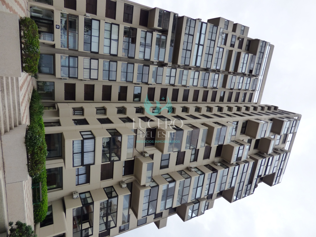 Apartamento ID.562 - Alquilo Departamento de 3 Dorm 2 baños en Parquemar Center