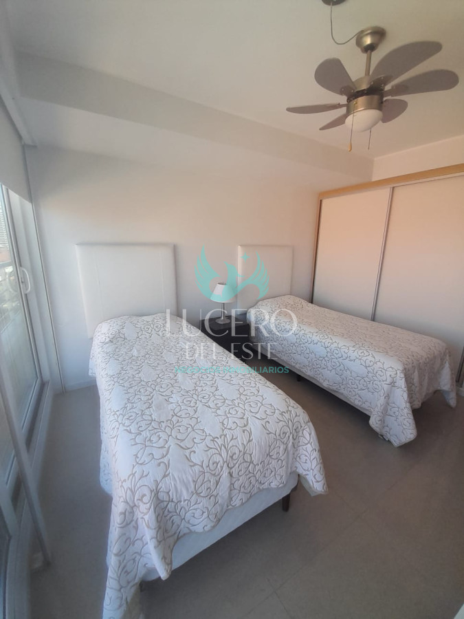 Apartamento ID.102 - Alquilo Departamento 2 Dorm 2 Baños, 1 en suite en Alexander Collection