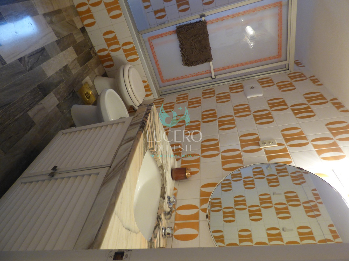 Apartamento ID.562 - Alquilo Departamento de 3 Dorm 2 baños en Parquemar Center