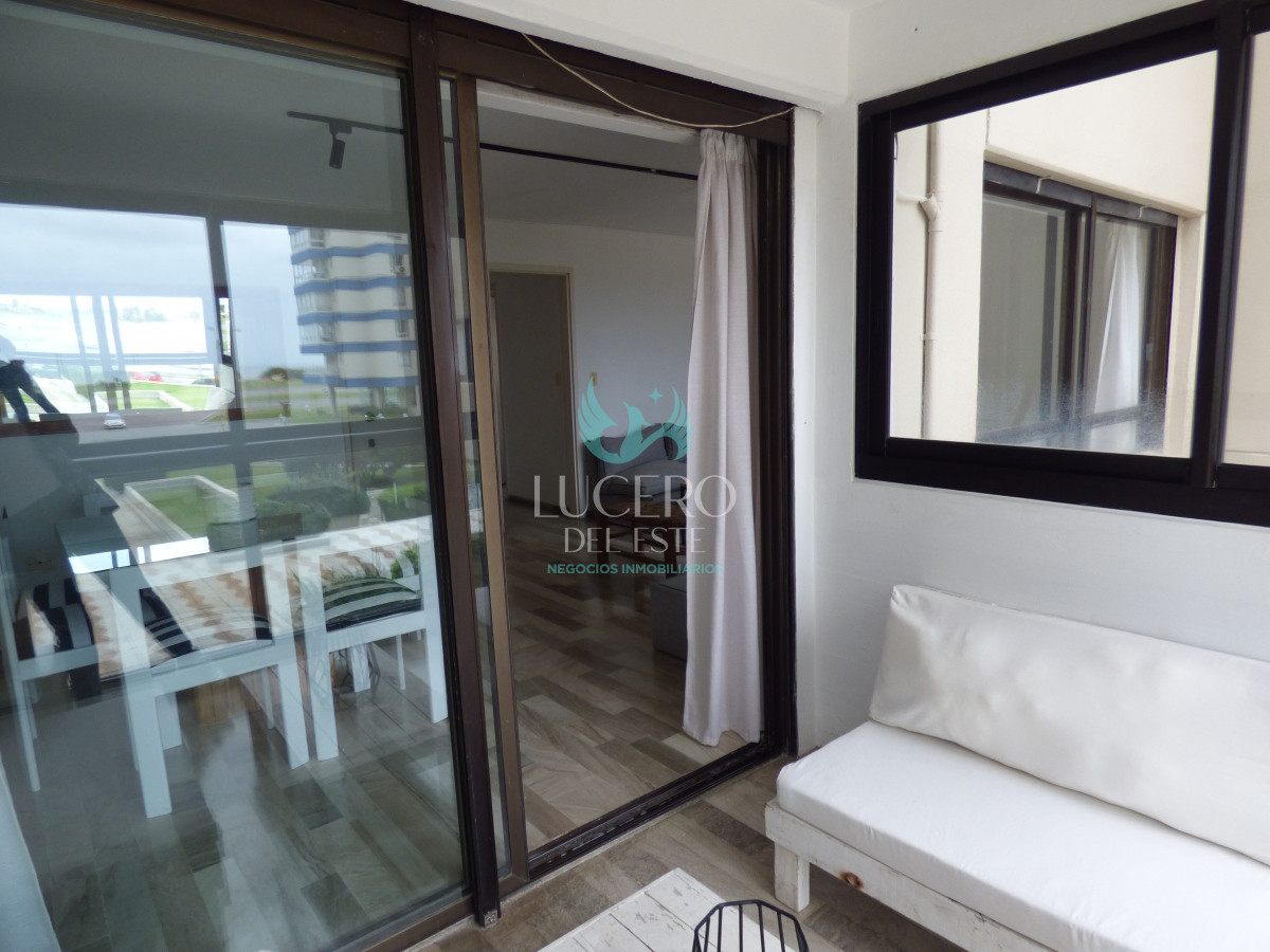 Apartamento ID.562 - Alquilo Departamento de 3 Dorm 2 baños en Parquemar Center