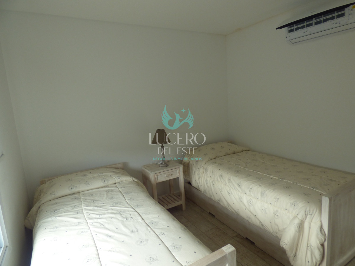 Apartamento ID.10 - Alquilo 4 Dorm en Suite en Palcos de la Posta