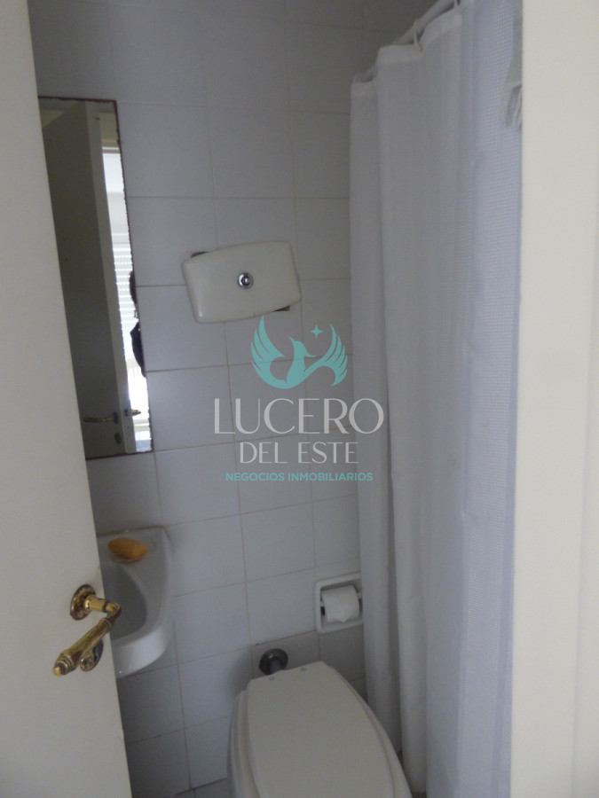 Apartamento ID.56 - Alquiler Departamento 3 Dorm + 1 en PH, con terraza y Jacuzzi 