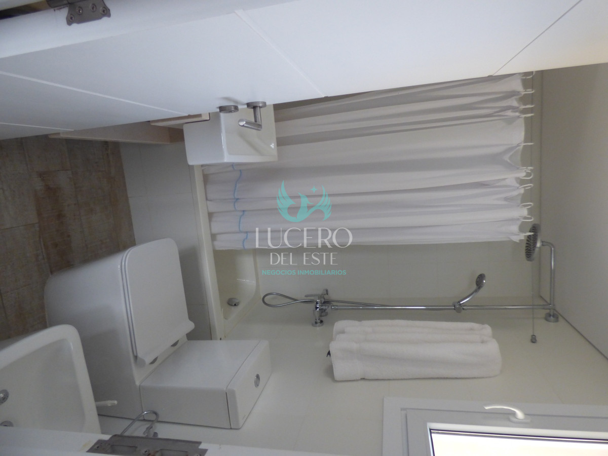 Apartamento ID.10 - Alquilo 4 Dorm en Suite en Palcos de la Posta