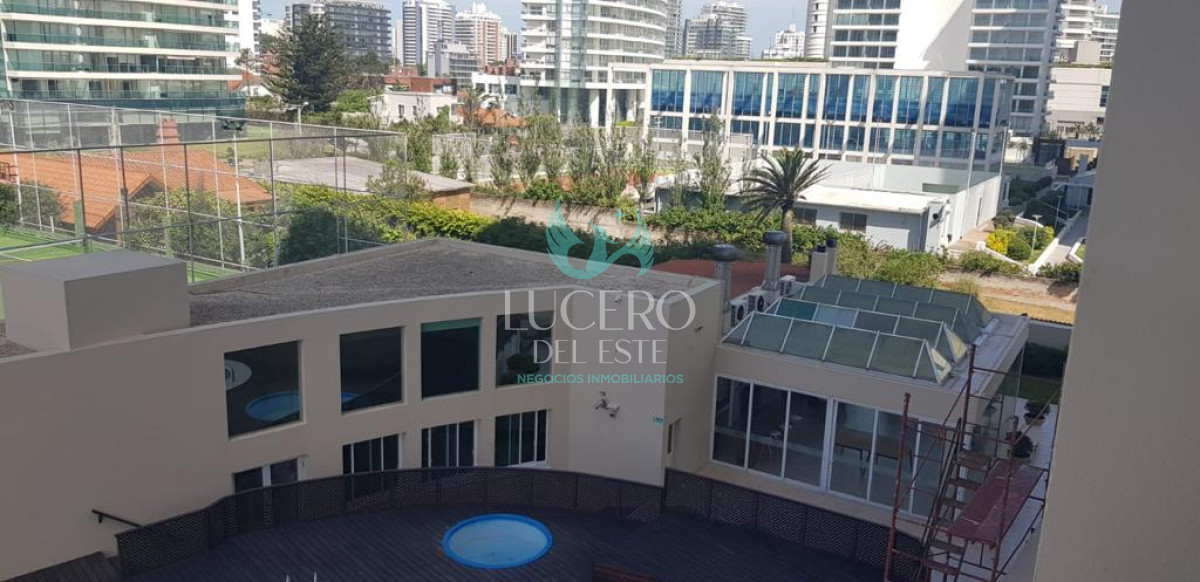 Apartamento ID.90 - Alquilo Departamento 3 Dorm en Coral Tower 