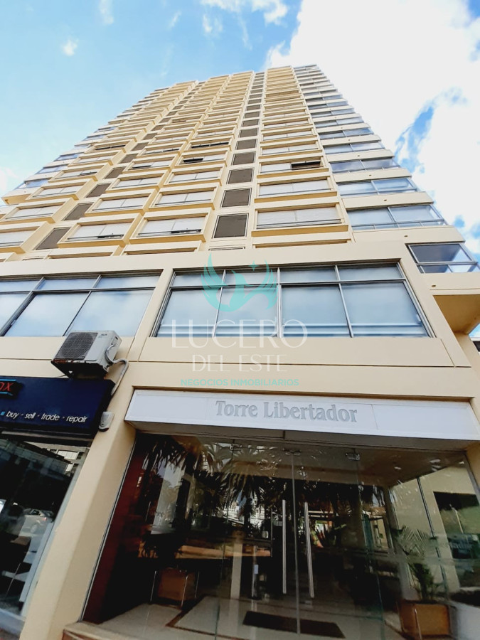 Apartamento ID.76 - Venta Departamento 3 Dorm en Península