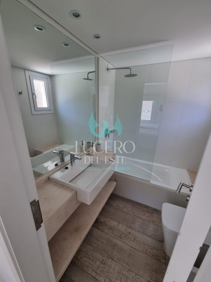 Apartamento ID.59 - Alquilo Departamento 3 Dorm en Suite Frente al Mar