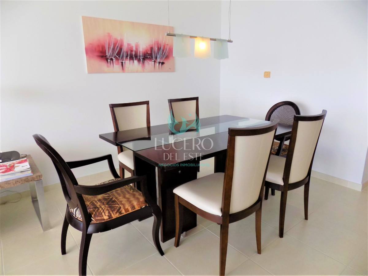 Apartamento ID.54 - Vendo y Alquilo Departamento de 2 Dorm en Season Tower